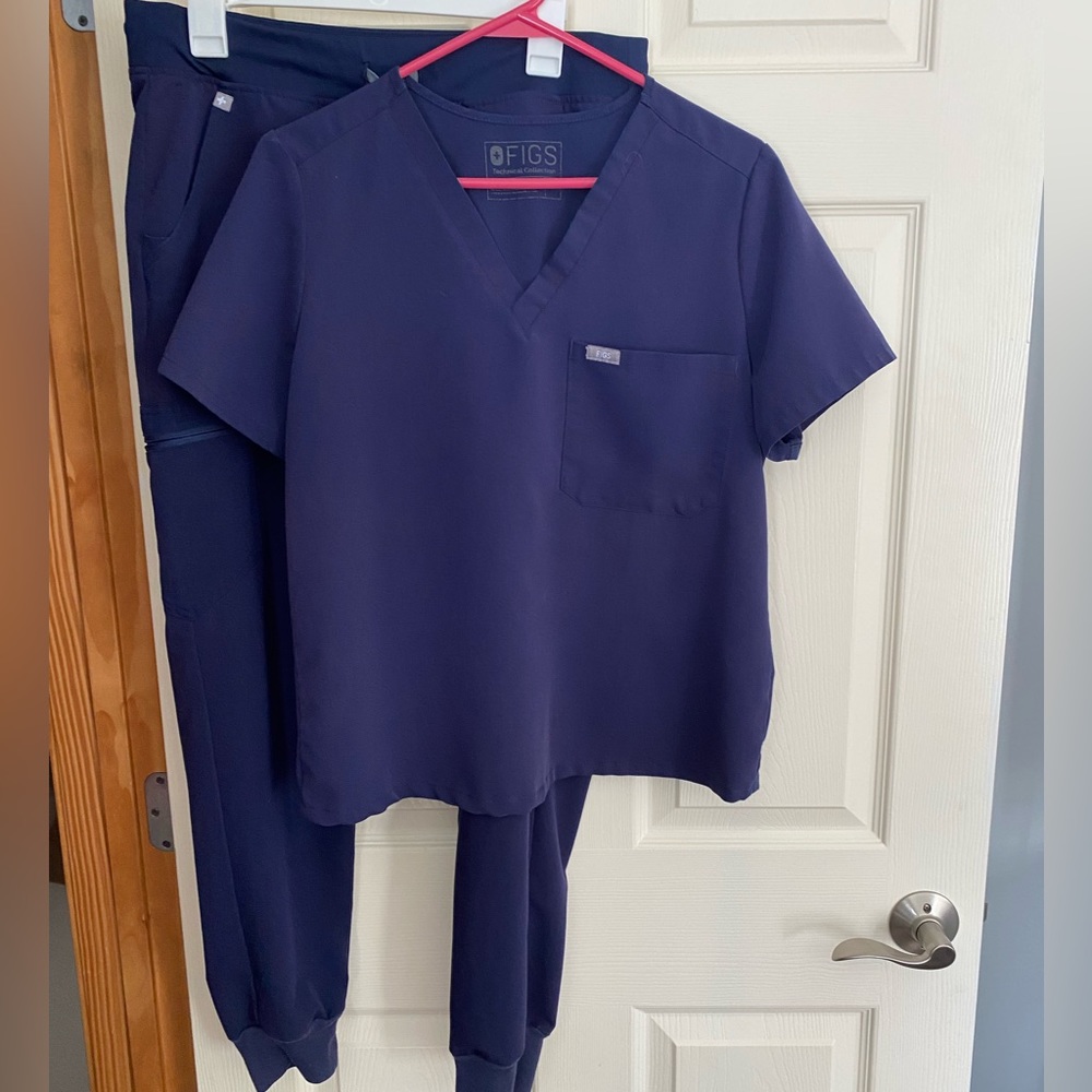 FIGS SCRUBS